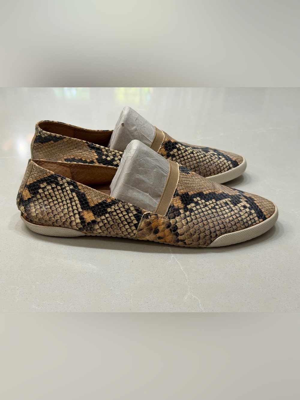 FRYE Gemma Cap Toe Roccia Snake Skin Slip On Sneakers Leather Shoes 9.5M